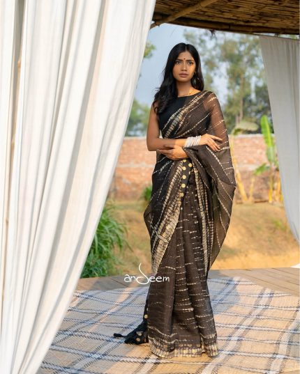Black Muslin Saree with Karchupi