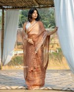 Brown Muslin Saree With Karchupi - Image 4