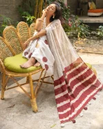 Polka Dotted Cotton Saree - Maroon And Golden - Image 2