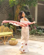 Polka Dotted Cotton Saree - Maroon And Golden - Image 3