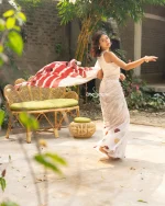 Polka Dotted Cotton Saree - Maroon And Golden - Image 5