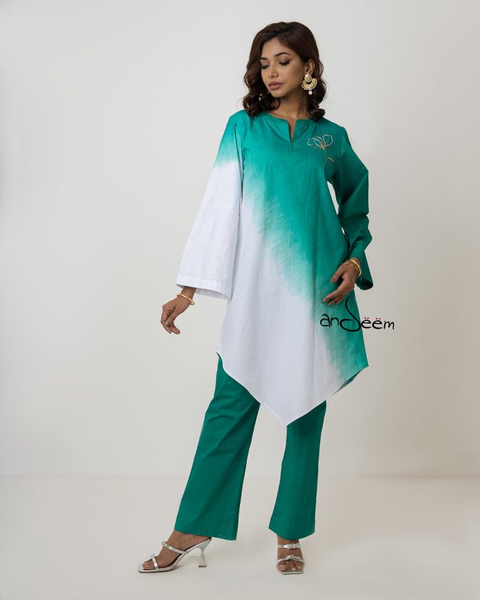 Green and White Shaded Assymetric Set - Image 2