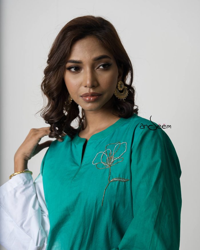 Green and White Shaded Assymetric Set - Image 6