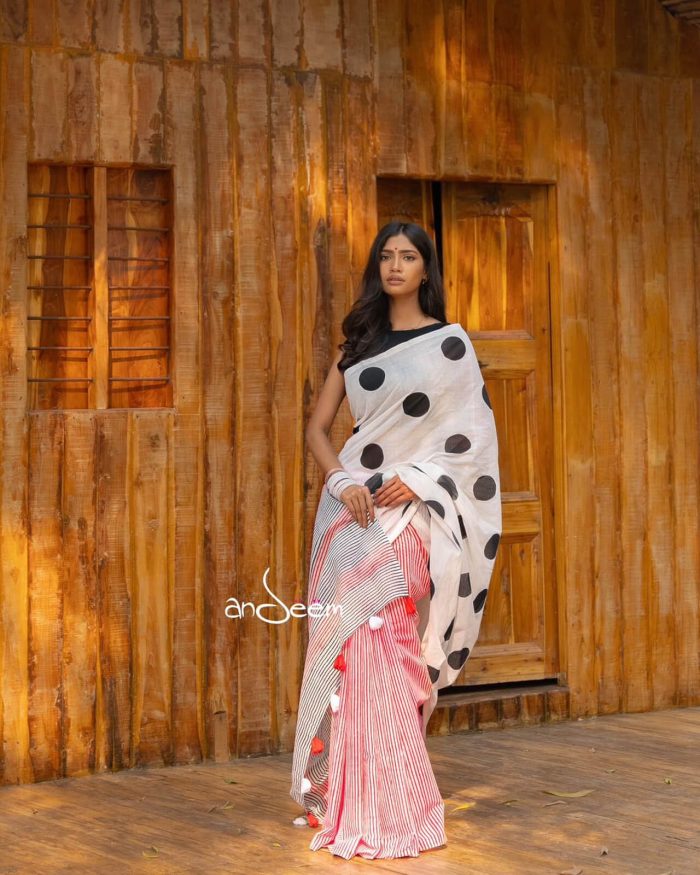 Polka Dotted Cotton Saree - Black and Red - Image 1