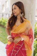 Muslin Saree- Crimson Dusk - Image 2