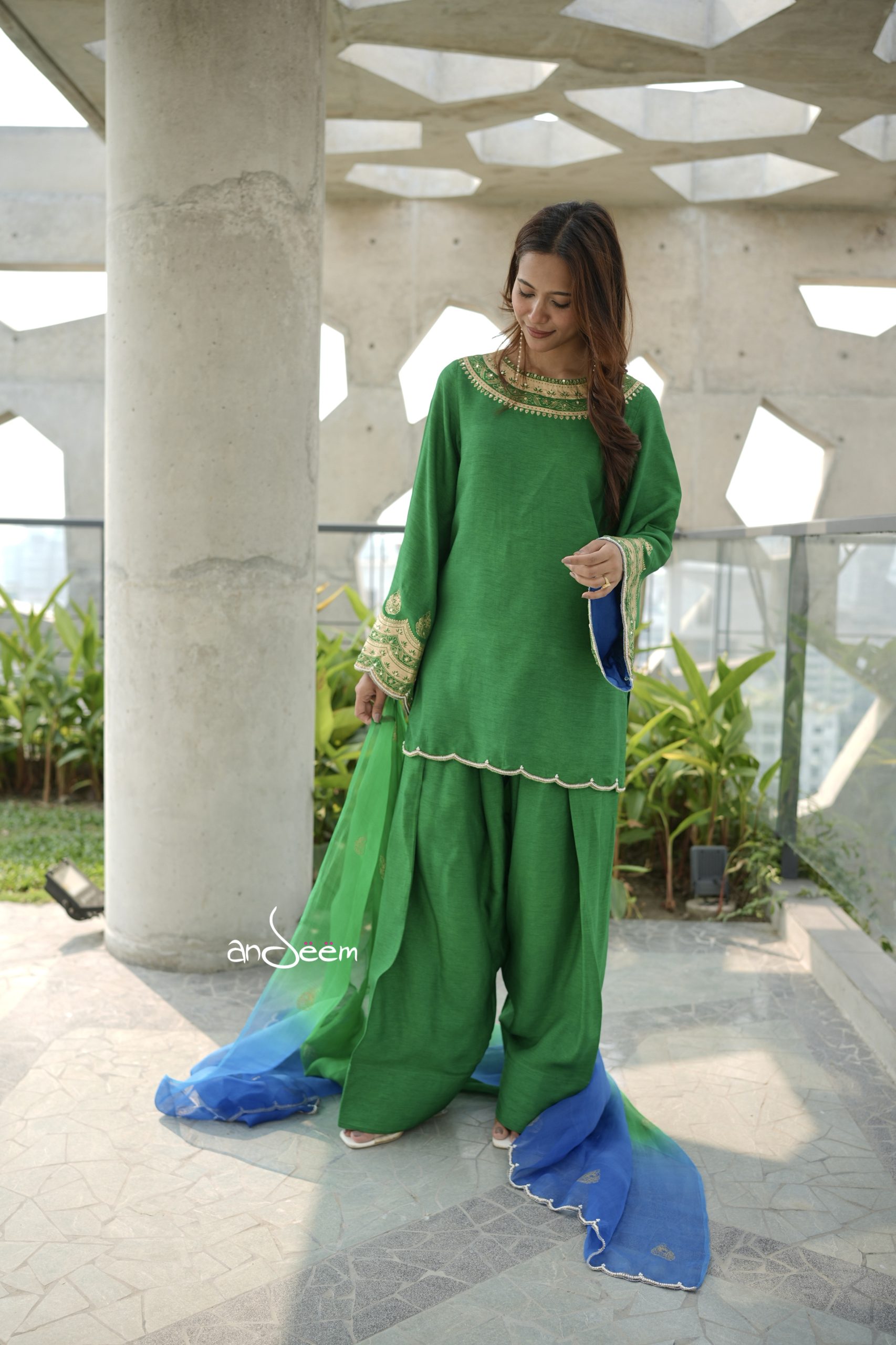 IMG_4887 Raw Silk 3 Piece Set- Emerald Green - Image 1