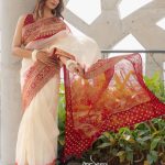 Muslin Saree- Crimson Whisper